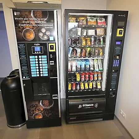 Hostel Capsule *
