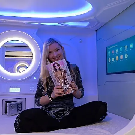 Capsule * Ταλίν