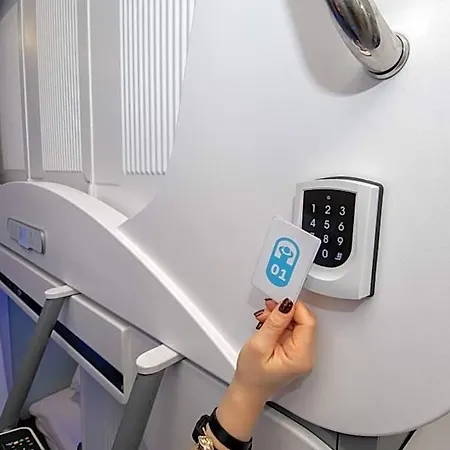 Hostel Capsule Ταλίν
