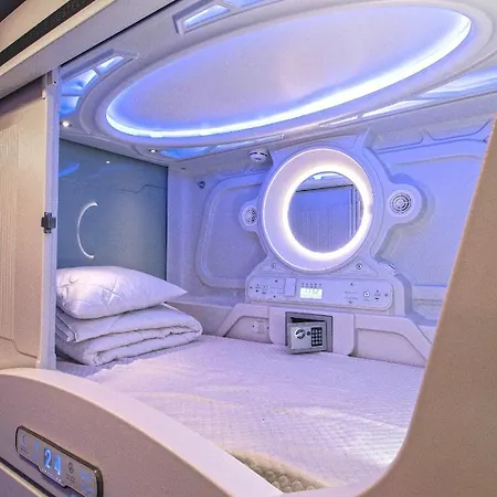 Capsule * Таллин